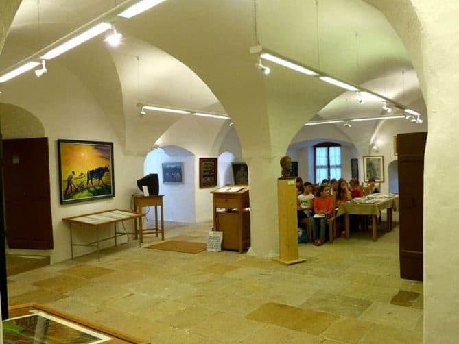 Bildergalerie im Gewölbe P1140124