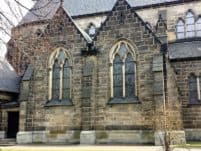 Seitenansicht der Herz Jesu Kirche CYMERA 20140226 125308