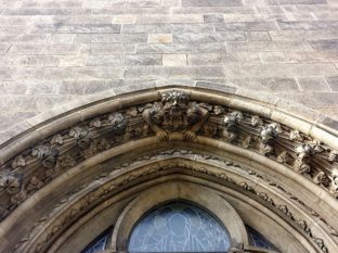 Bogen mit Ornamenten CYMERA 20140226 125809