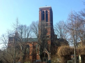 Theaterruine von vorn CYMERA 20140311 130601