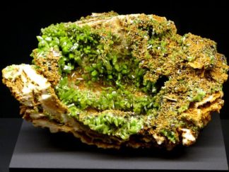 Grün gelber Kristall - terra mineralia P1180240