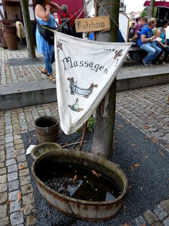 Tag der Sachsen 2014 Massage P1240366