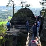 Ausflugsziel Bastei und Felsenburg Neurathen in der Sächsischen Schweiz gut besuchte Brücke