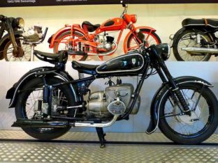 Schwarzes Motorrad mit Silber ausflugsziel augustusburg 70