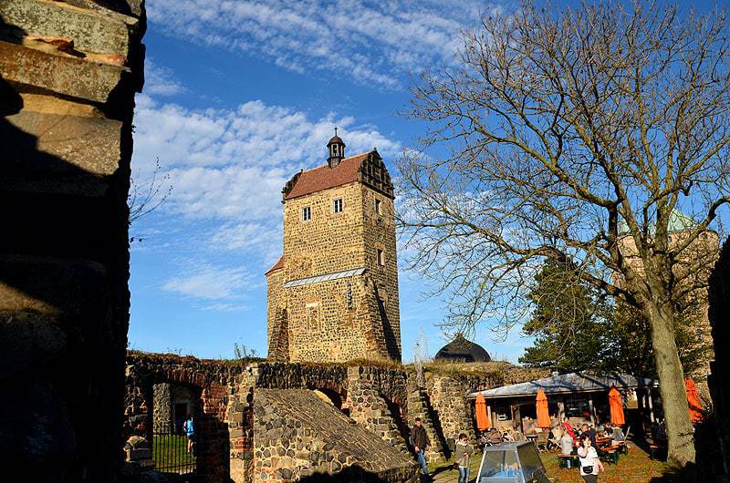 Burg Stolpen Festungsmauer mit Biergarten