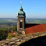 Blick von Burg Stolpen mit Kirche