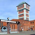 Bergbaumuseum Oelsnitz mit Turm und Uhr