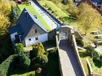 Eingang Torbogen Schloss Scharfenstein burg scharfenstein 014