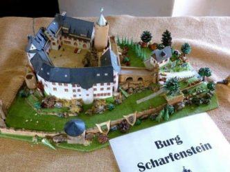 Burg Scharfenstein in Miniatur burg scharfenstein 016