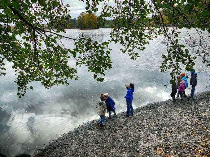 Kinder beim Fischfest Moritzburg