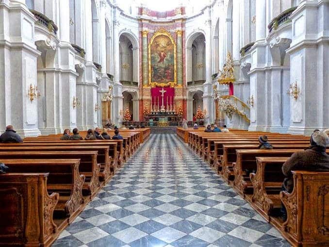 36+ nett Bilder Haus Der Kathedrale Dresden : Illustrator Vhrsti: „Wie zeichnet man die ‚Weiße Frau ... - Religieuze locaties • kerken & kathedralen.