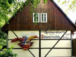 Vorderansicht Zschoner Mühle mit Puppentheater zschorner muehle 007