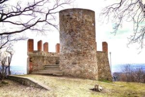 Weinböhla Wartturm Stufen Steine