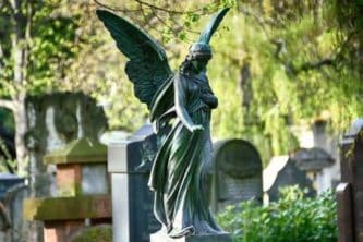 Engel Urnenhain Tolkewitz Krematorium Urnenhain Tolkewitz Krematorium 022