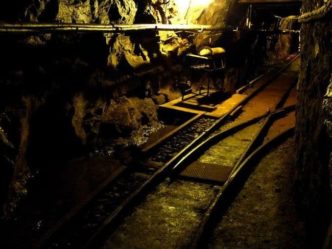 Hunt Schienen unter Tage Reiche Zeche Freiberg silberbergwerk reiche zeche freiberg 031