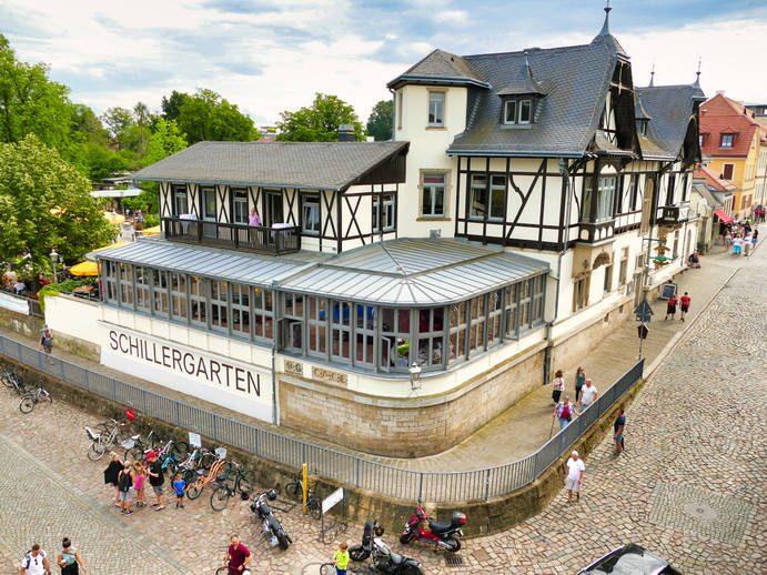 Blick vom Blauen Wunder auf den Schillergarten