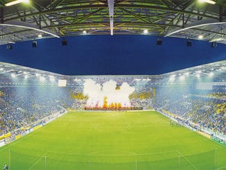 Innenansicht des Rudolf-Harbig-Stadions