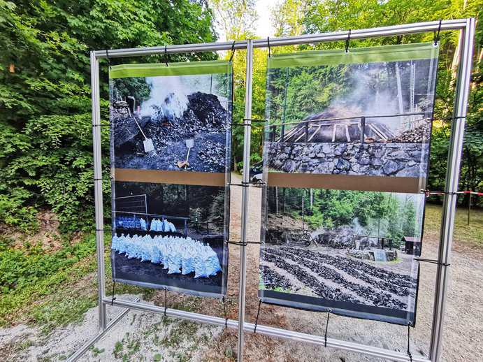 Schautafeln vom Meiler in Tharandt