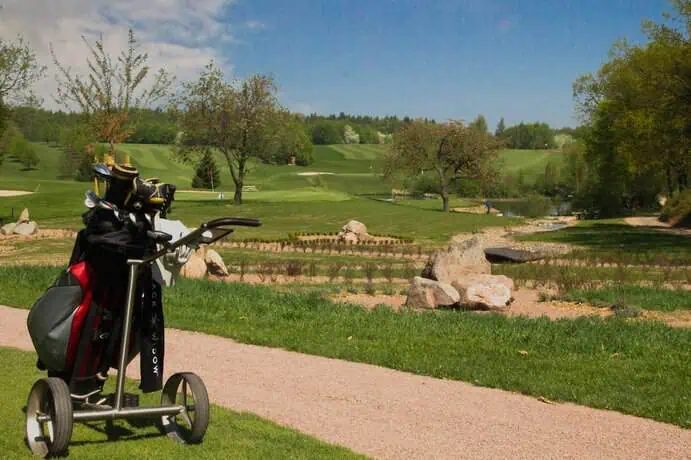 Minigolf Dresden 🏌️ Adventure Golf für die ganze Familie Golfanlage Elbflorenz