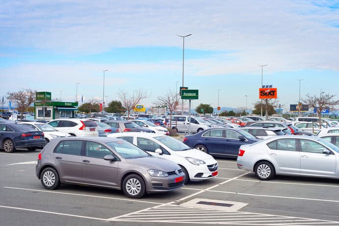 Flexible Mobilität in Europa: Mietwagen werden für Reisen und Arbeit immer beliebter Europcar Mietwagen