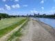 Elberadweg in Dresden auf Höhe der Elbwiese